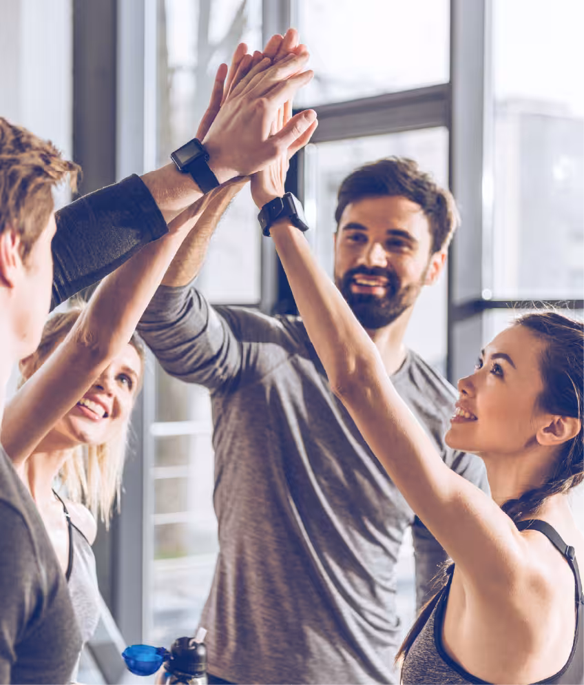 Glückliche Menschen beim Sport